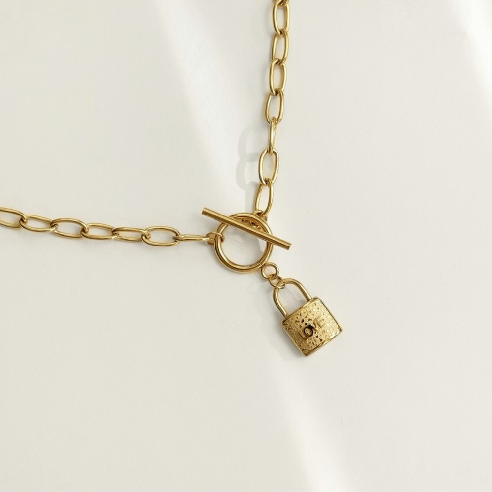 Love Lock Toggle Link Chain Necklace | Gold Plated Stainless Steel Necklace - Picture 2 of 4